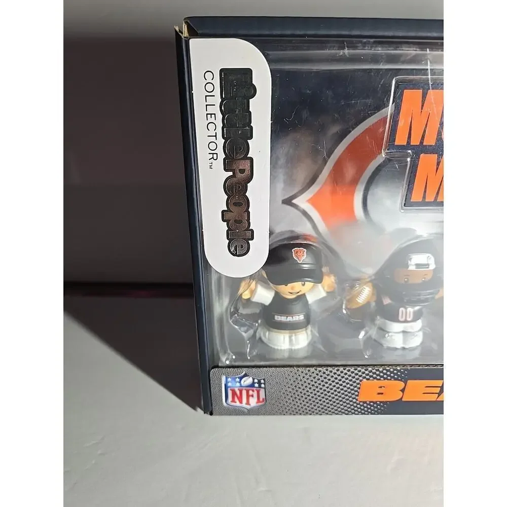 Fisher-Price Little People Collector NFL- CHICAGO BEARS -Exclusive Set NEW